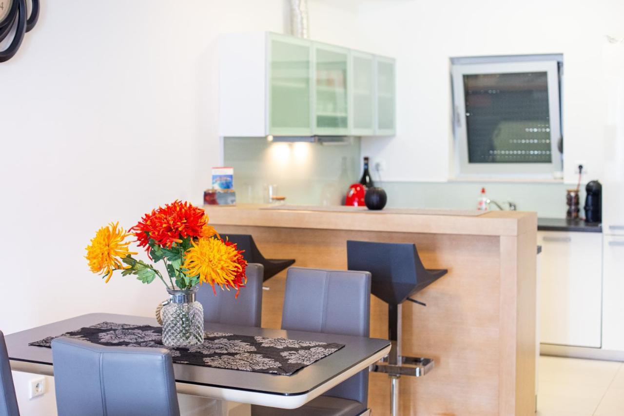 Apartment Sweet Memories Sveti Stefan Extérieur photo